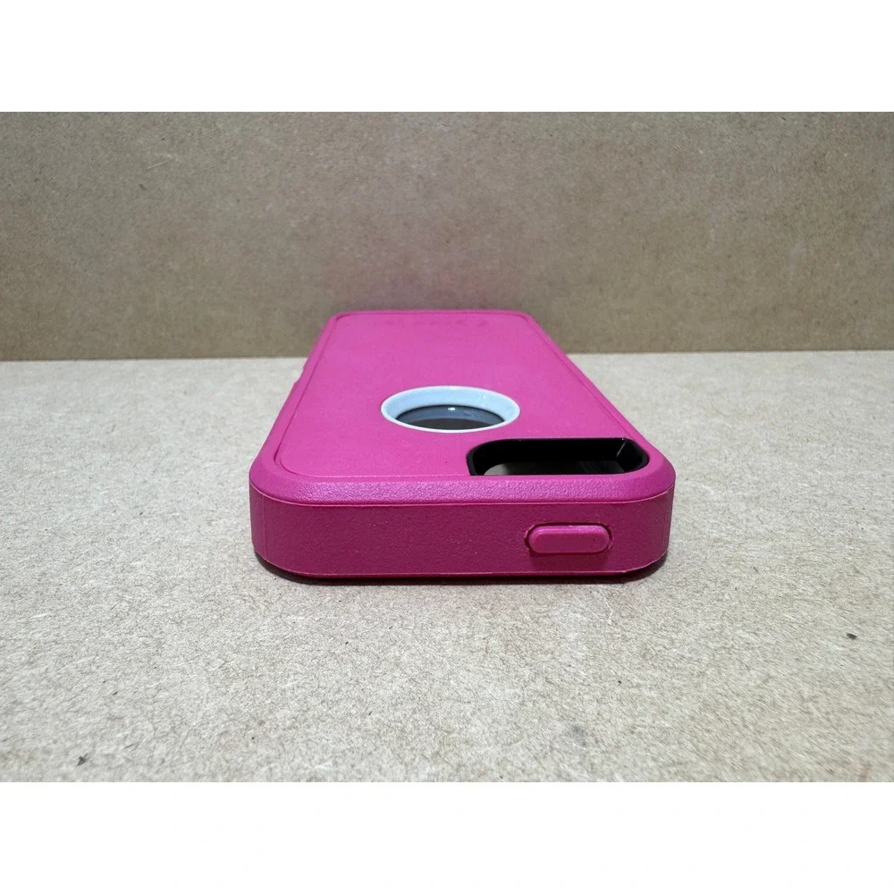 OtterBox Defender Series Case for Apple iPhone 5 Pink Rugged 758710612500‎